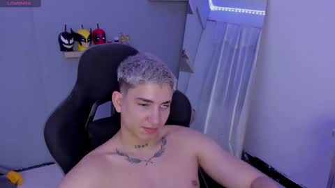 Sebastin online show from February 22, 5:42 pm