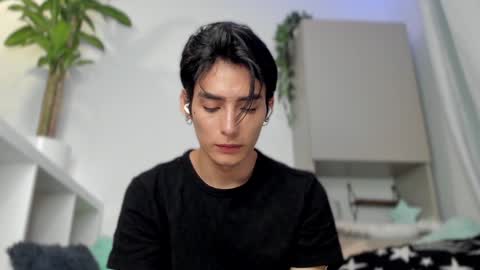 sebastian online show from January 8, 3:19 am