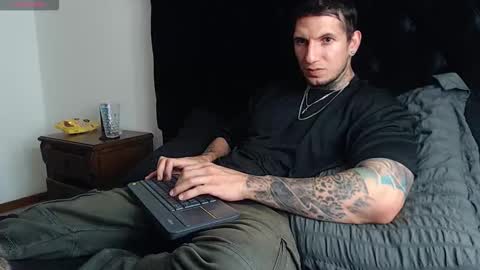 Sebastian online show from February 8, 12:38 am