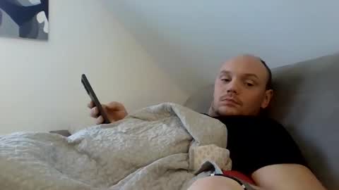 Simon online show from February 3, 1:30 pm