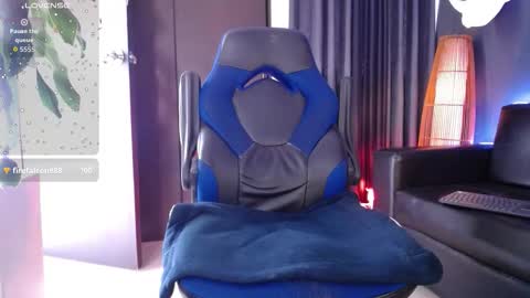 sed online show from October 9, 11:59 am