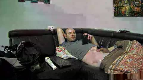 Sebastian online show from December 14, 6:46 am