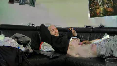 Sebastian online show from January 4, 6:52 am