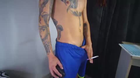 sem_alas online show from November 13, 3:11 am