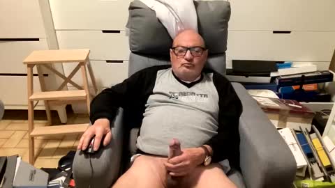 serge8413 online show from March 4, 11:56 pm