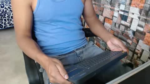 arnold online show from November 16, 3:14 pm