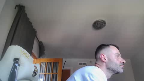 Snapshot of sexbrute chatting on October 5, 8:35 pm sexbrute online show from October 5, 8:35 pm