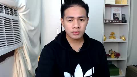 HI I AM JAMESPLEASE LET ME DO SOME HOT SHOWS FOR YOU HERE FOR MY  SCHOOL AND FOR MY FAMILY online show from February 13, 10:02 am