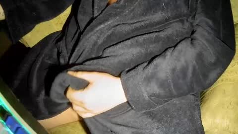 no face online show from April 3, 5:26 am