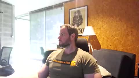 shad0w_hunter online show from November 8, 2:31 pm