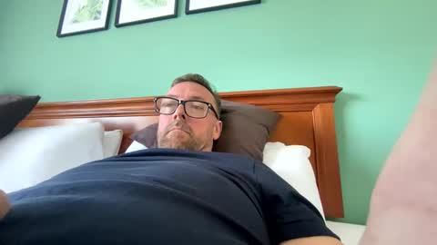 Sharksboy online show from April 21, 2:12 pm