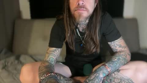 Shasta Rosewood online show from January 19, 4:04 am