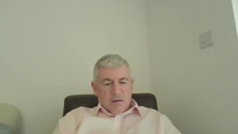 she52 online show from January 15, 1:58 pm