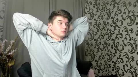 Max online show from October 4, 10:58 pm