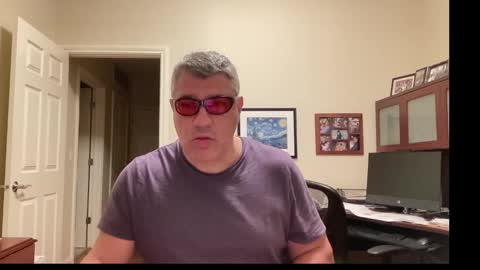 Chicago Guy online show from October 22, 4:05 am