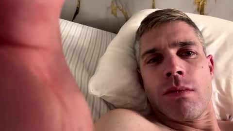 shreddylong online show from November 14, 6:48 am