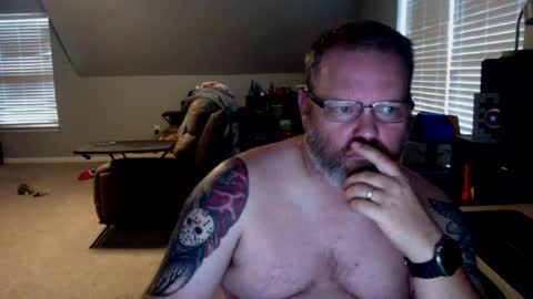 shughes740 online show from July 7, 10:35 pm