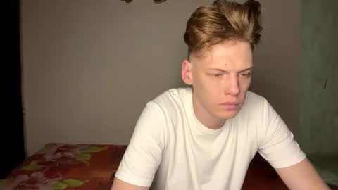 Tom and Betty online show from December 20, 12:05 pm