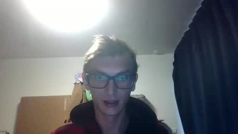 Snapshot of sijmen372936 chatting on September 21, 5:46 pm sijmen online show from September 21, 5:46 pm