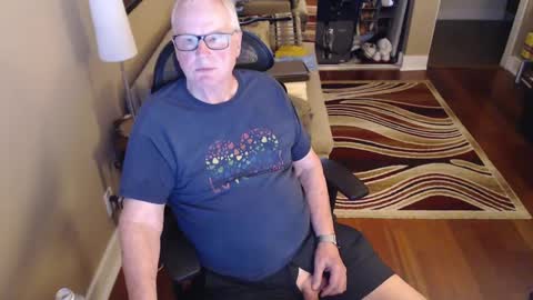 silverfox online show from December 7, 2:09 am