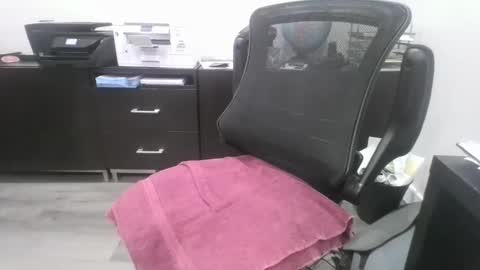 Snapshot of silvertick70 chatting on January 19, 4:54 am silvertick70 online show from January 19, 4:54 am