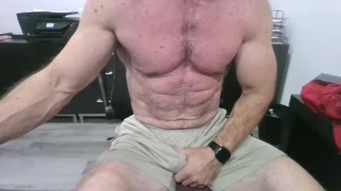 Snapshot of silvertick70 chatting on December 22, 4:17 am silvertick70 online show from December 22, 4:17 am