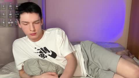 Simon online show from February 19, 8:05 pm