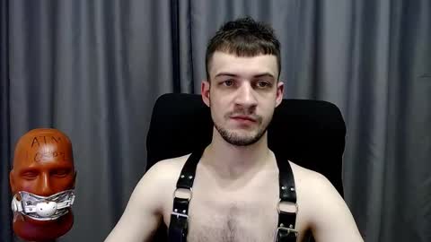 Sir Damien online show from December 15, 3:03 am