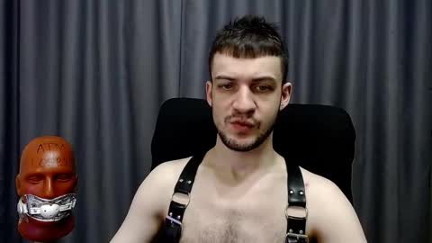 Sir Damien online show from December 19, 3:25 am