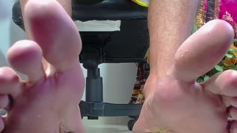 only foot                         worshipers here online show from January 12, 8:57 pm