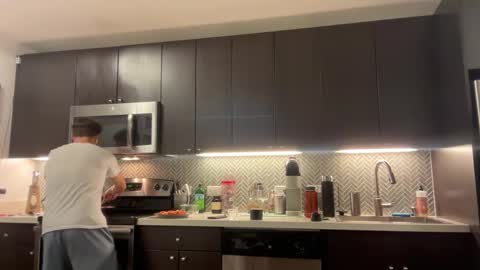 sirbubblesworth online show from December 19, 3:51 am