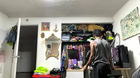 siriss_boyrag online show from April 2, 5:59 am