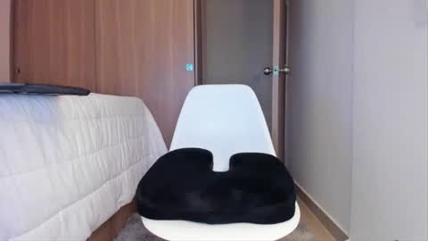 Call me papi online show from February 20, 6:26 am