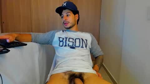 Call me papi online show from November 8, 5:10 am