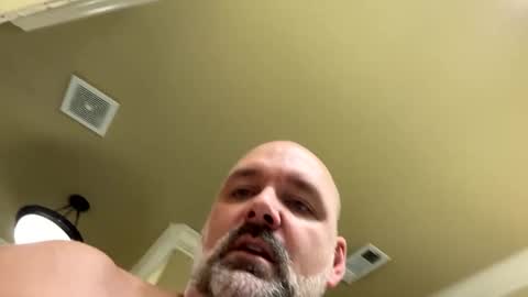 sitonmyhardinches online show from November 17, 9:40 pm