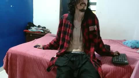 sk8sir online show from June 3, 5:29 pm