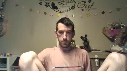 SkinnyBigCock2 online show from April 20, 4:48 am