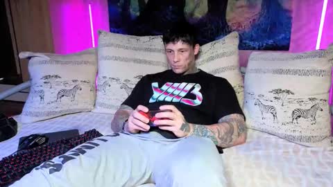 skirlingod online show from October 17, 7:45 am