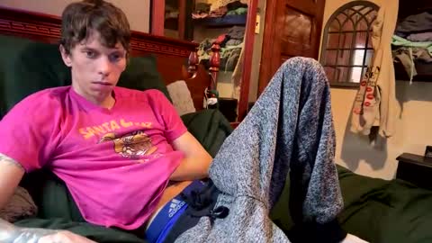 Skittles online show from March 5, 2:57 pm