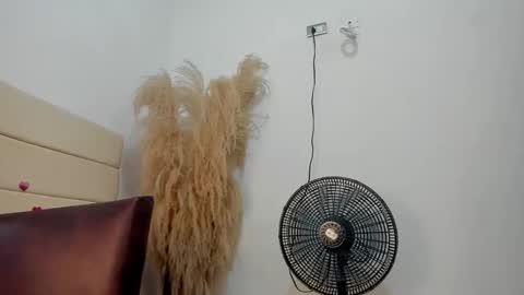 Snapshot of sky_dancer chatting on October 19, 5:05 pm Reuben online show from October 19, 5:05 pm