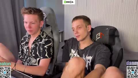 sky_hunter online show from June 15, 11:46 am