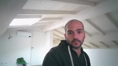 skydanma online show from February 2, 1:30 pm