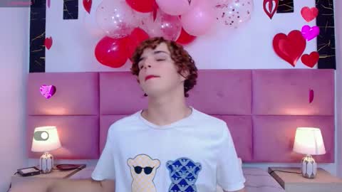 Angel online show from February 15, 1:41 pm