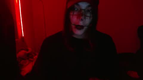 reep online show from April 5, 7:27 am