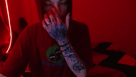 reep online show from November 11, 12:37 am