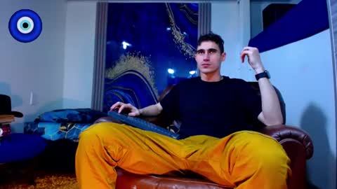 Skyler online show from July 18, 3:35 am
