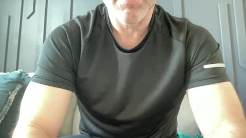 Snapshot of skylineboatclub chatting on February 24, 4:15 pm skylineboatclub online show from February 24, 4:15 pm