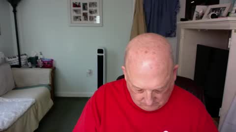 slick50000 online show from April 6, 6:42 pm