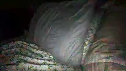 Snapshot of slideitin96 chatting on December 25, 4:54 am slideitin96 online show from December 25, 4:54 am