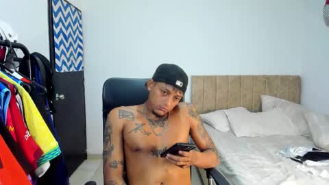 slim_master12 online show from December 15, 9:56 pm